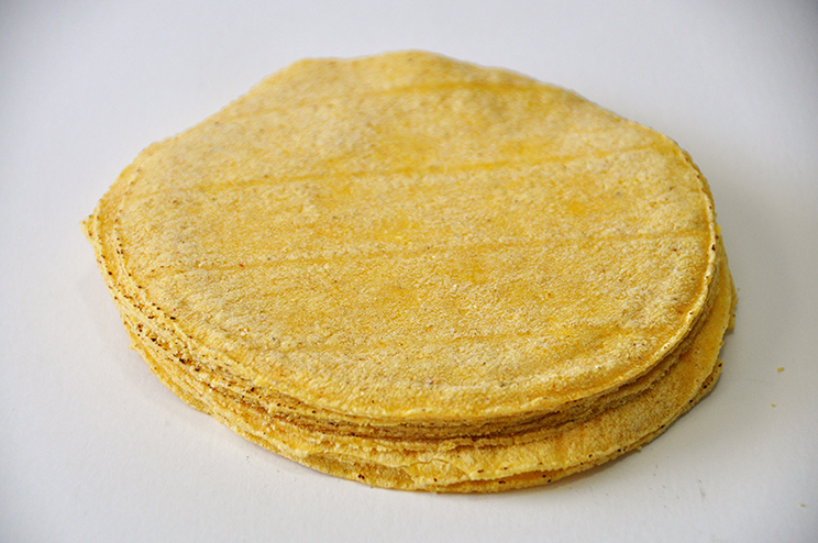 Tortilla Maiz 15 cm. 5 oz ( Colore maiz naturale )