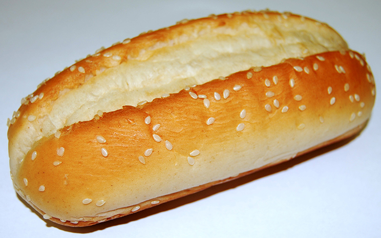 The Seeded Split Brachett Roll - 70 grs / 15,2 cm