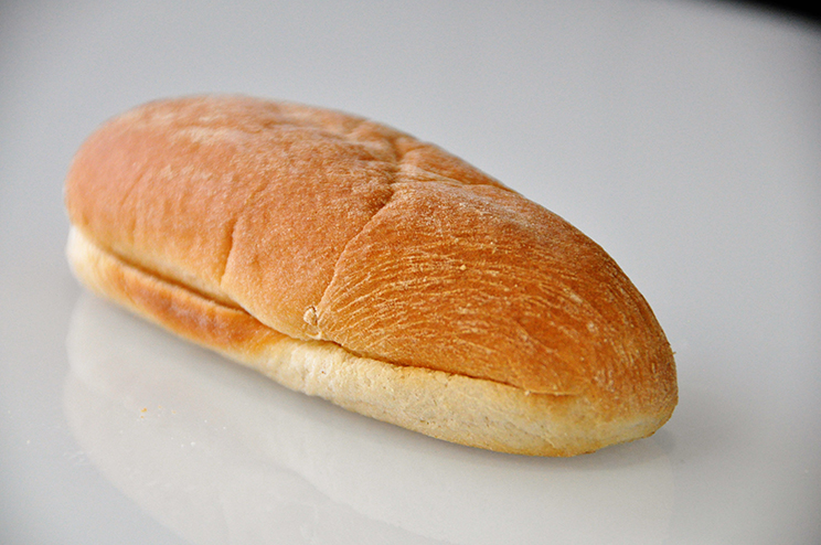 Pao de Hot Dog Artesanal - 73 grs / 21-22 cm