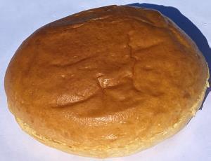 Pão de Hambúrguer Brioche pré-cortado sem sementes - 9,5 cm - 56 gr.
