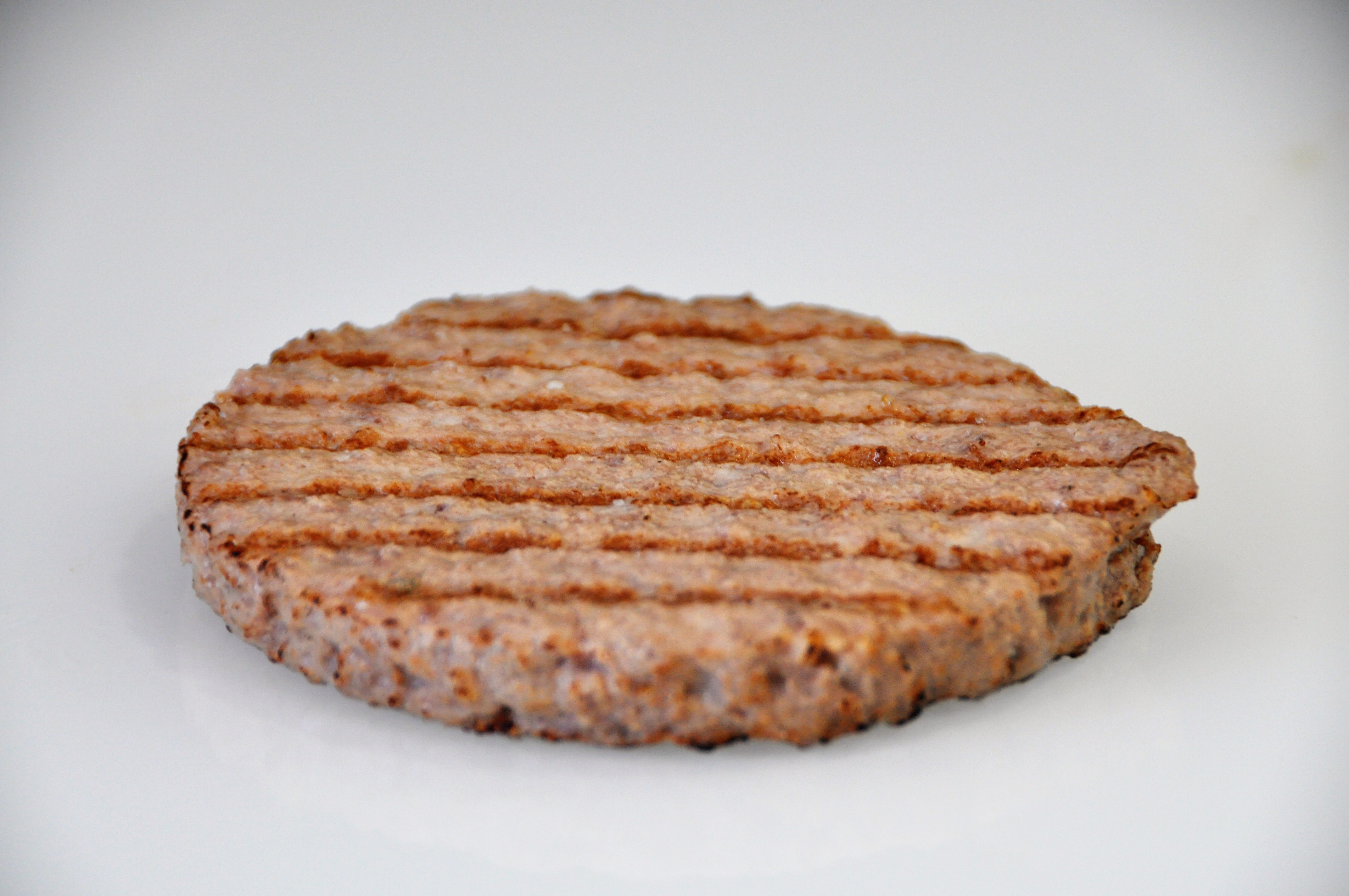 Hamburguesa. Vacuno 100% atlanta. Terminada. 12*1.5cm - 170 gr
