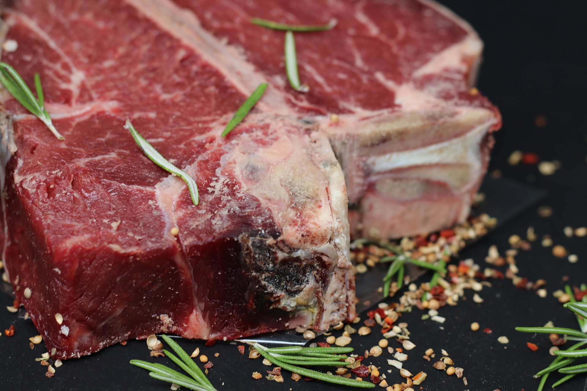 T-Bone Mucca stagionata - (700 - 800 gr./pz.) prodotto. Nazionale