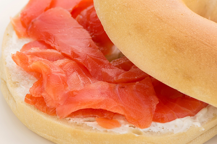 Fette di salmone affumicato in olio. 900gr