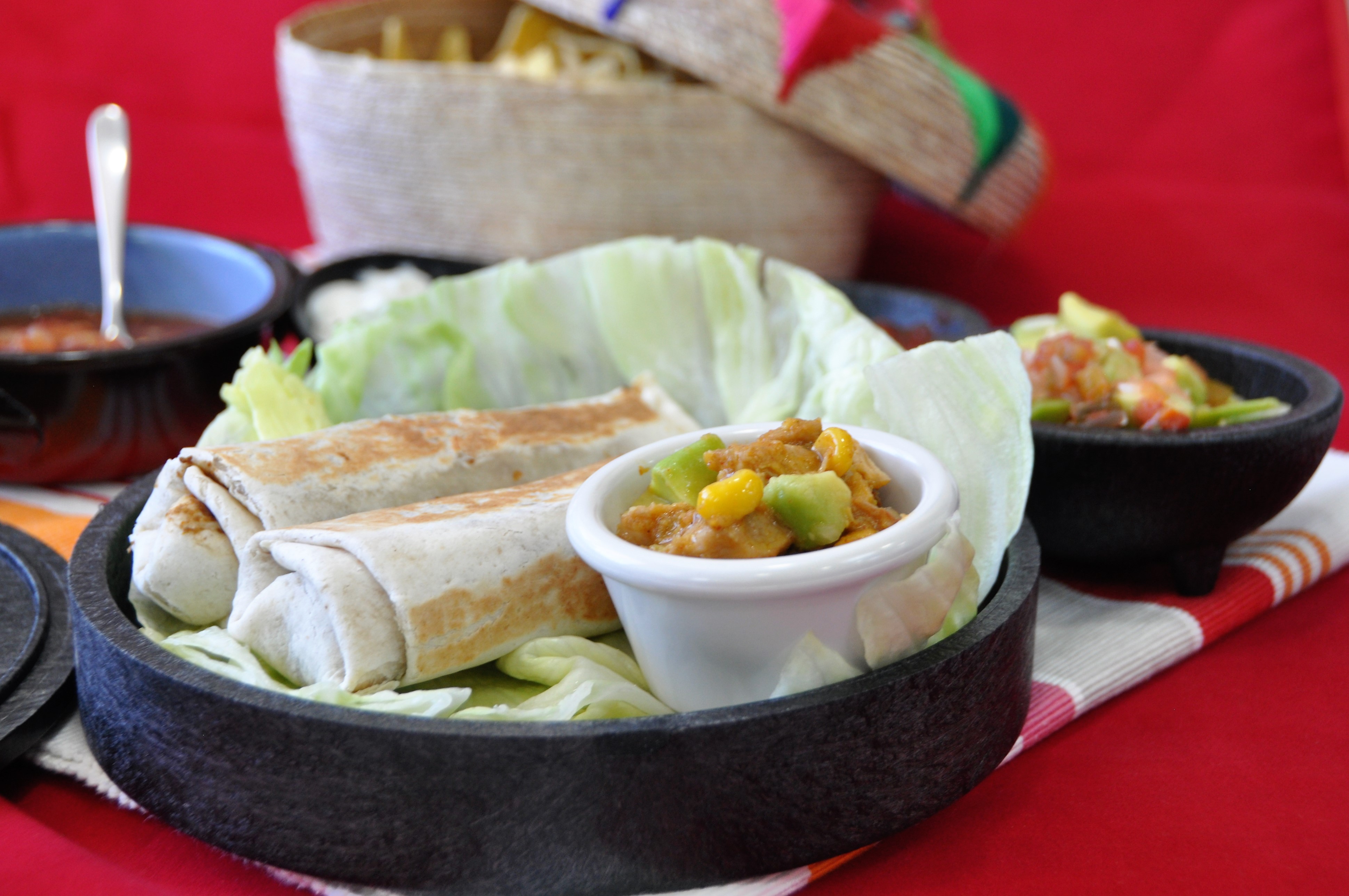 Burrito Frango com Guacamole