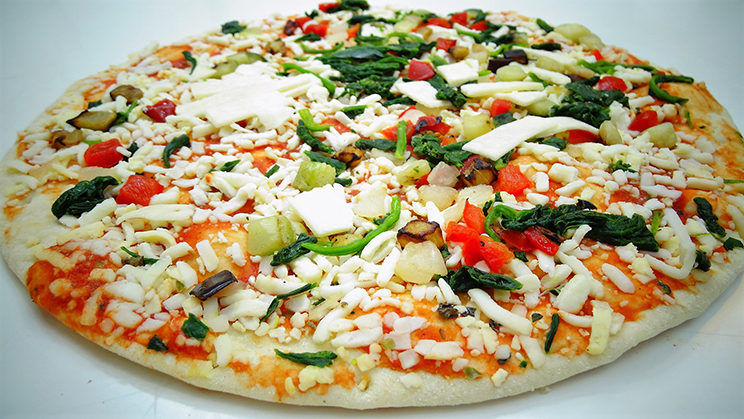 Pizza Mediterranea Vegetal (calabacin, Berenjena, espinaca, pimiento y cebolla) - 400 gr 27cm
