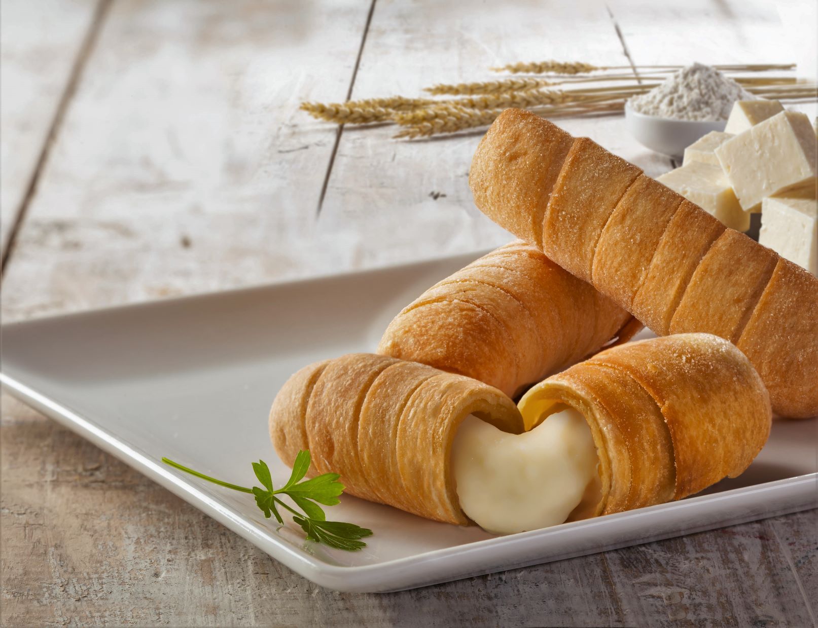 Tequeños stuffed with cheese-40 gr