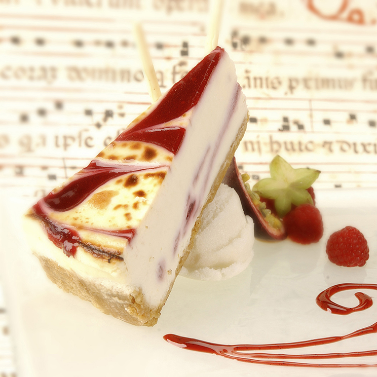 Raspberry White Chocolate Cheesecake U.S.A.