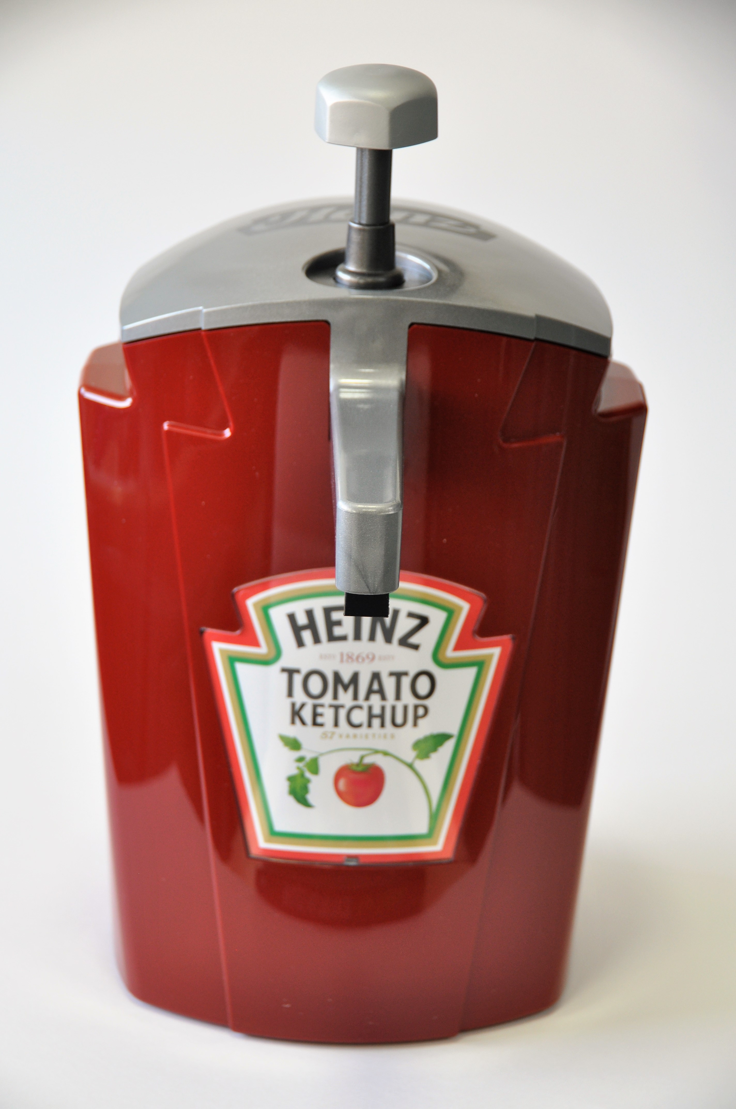 Dispensador de ketchup com torneira