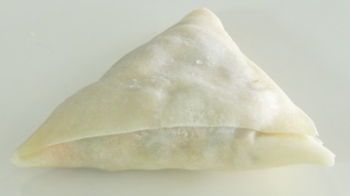 Samosa di pollo - 70 Grs. XL Halal rellena de pollo.