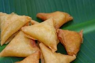 Lamb Samosa 20 Grs. Halal Stuffed Lamb.